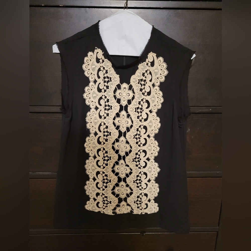 Nannette Lepore Women's Medium M 8 Black Embroidered Lined Blouse Shirt